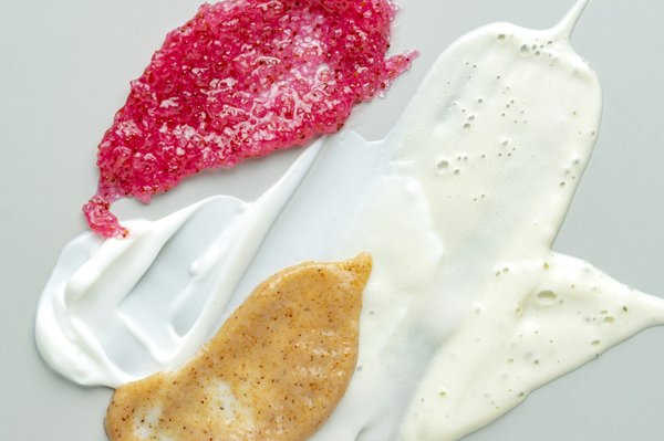 Comment réaliser un soin des pieds exfoliant avec du sel marin?